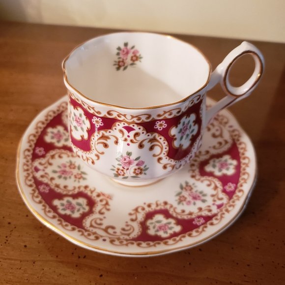 Vintage Rosina Fine Bone China Cups & Saucers lot of 3 EUC - Picture 3 of 12